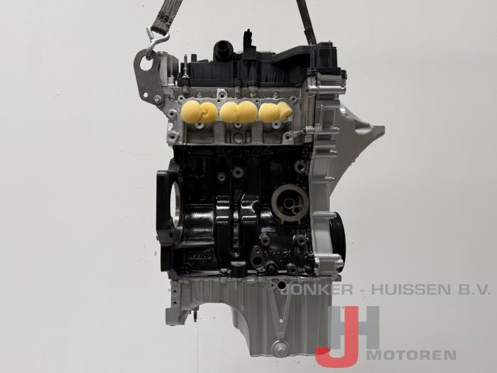 Engine from a Ford Focus 3 1.0 Ti-VCT EcoBoost 12V 125 2014