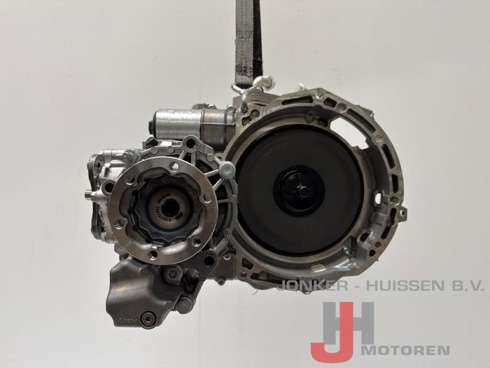 New Gearbox Volkswagen Golf VIII (CD1) 2.0 TSI R 16V 4Motion Price € 4.235,00 Inclusive VAT offered by Jonker - Huissen B.V.
