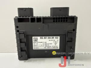 Ordinateur divers d'un Volkswagen Golf VIII (CD1) 1.5 eHybrid 16V 2025