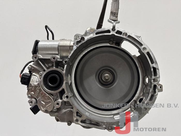 New Gearbox Volkswagen Golf VIII (CD1) 2.0 TSI R 16V 4Motion Price € 4.235,00 Inclusive VAT offered by Jonker - Huissen B.V.