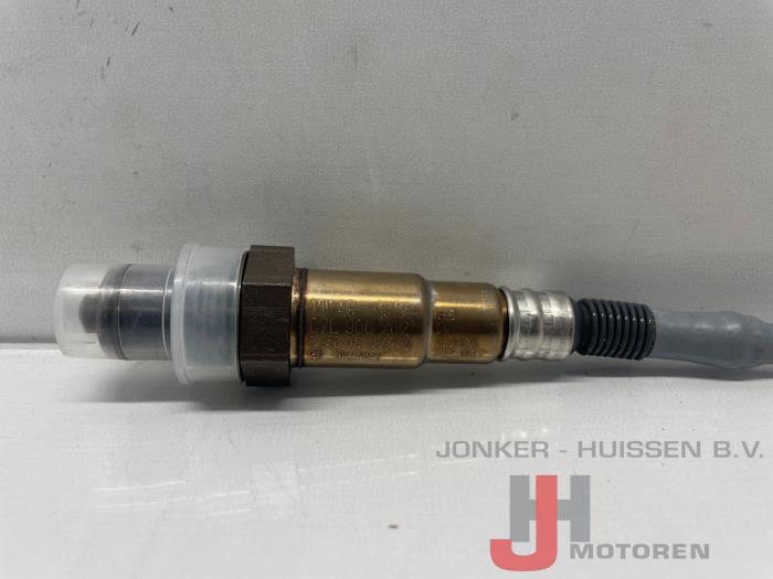 Lambda probe from a Audi A4 Quattro (B8) 1.8 TFSI 16V 2015