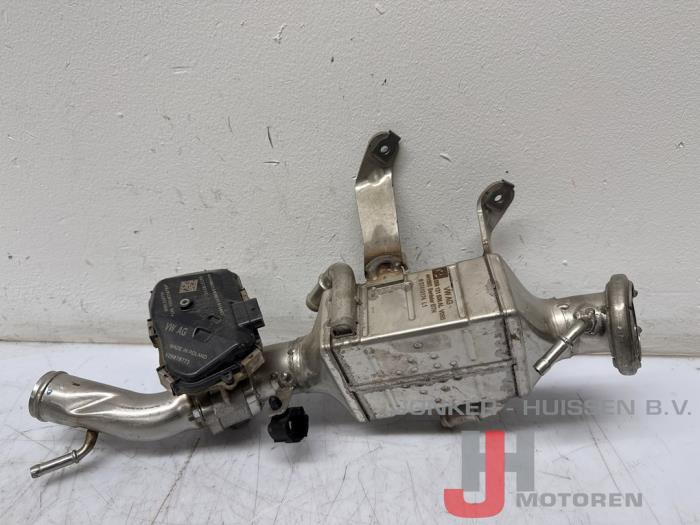 Neuf Refroidisseur RGE Audi A6 (C8) 3.0 V6 24V 50 TDI Mild hybrid Quattro Prix € 163,35 Prix TTC proposé par Jonker - Huissen B.V.