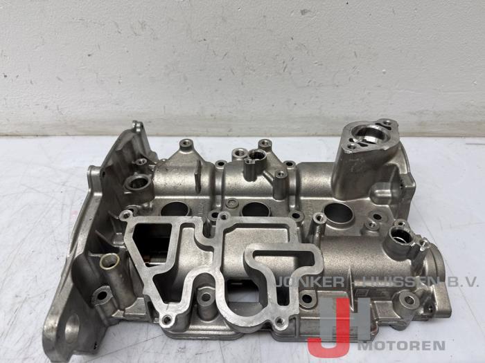 Gebrauchte Ventildeckel Audi A3 Sportback (8YA) 1.0 30 TFSI 12V Mild hybrid Preis auf Anfrage angeboten von Jonker - Huissen B.V.