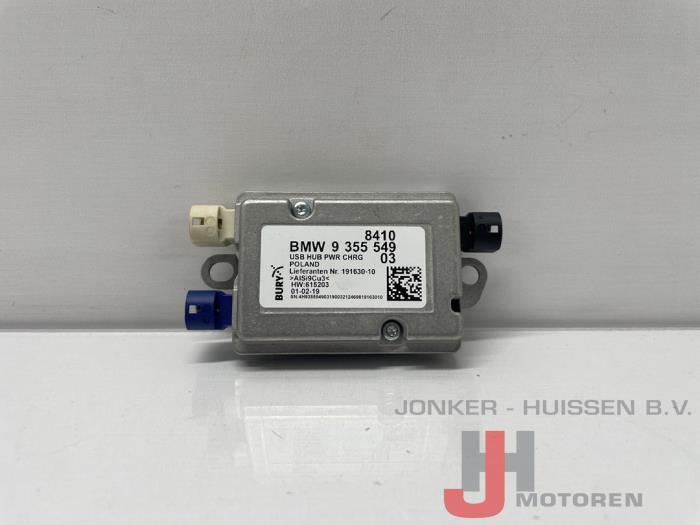Nuevos Módulo USB BMW M2 (F87) Precio € 54,45 IVA incluido ofrecido por Jonker - Huissen B.V.