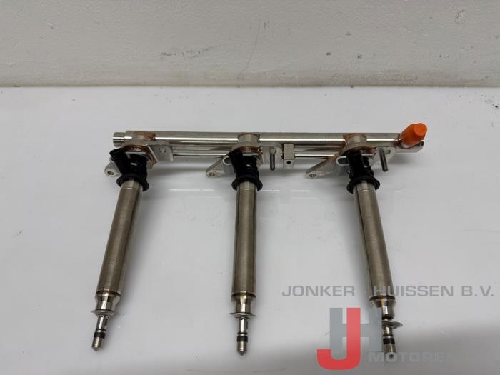 Neue Einspritzdüse (Einspritzer) Mercedes C (W205) Preis € 423,50 Mit Mehrwertsteuer angeboten von Jonker - Huissen B.V.