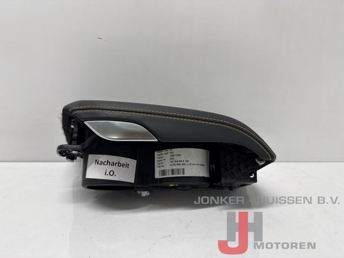 Używane Konsole srodkowe Audi R8 (4S3/4SP) Cena na żądanie oferowane przez Jonker - Huissen B.V.