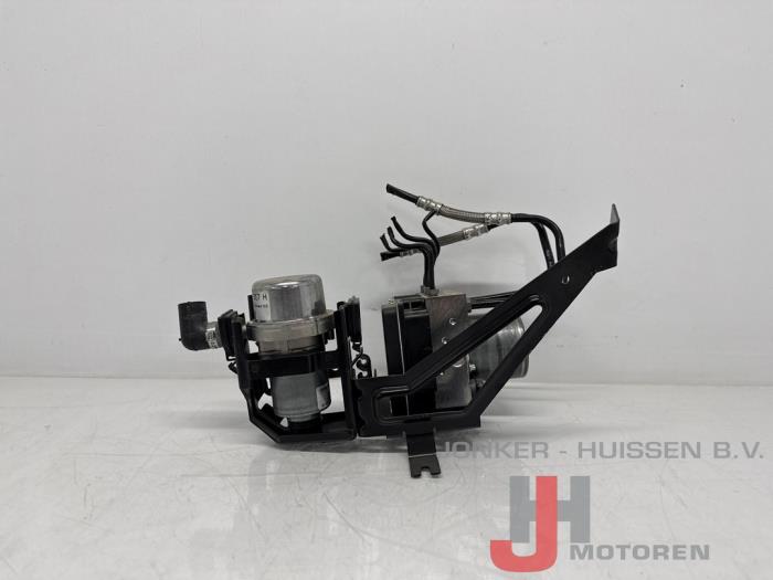 Bloc ABS d'un Audi R8 (422/423) 5.2 V10 40V FSI Quattro 2013