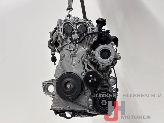 Engine Mercedes A (177.0), 2018 / 2026 1.3 A-200 Turbo 16V, Hatchback, Petrol, 1.332cc, 120kW (163pk), FWD, M282914, 2018-03 / 2026-12, 177.087 (Used)