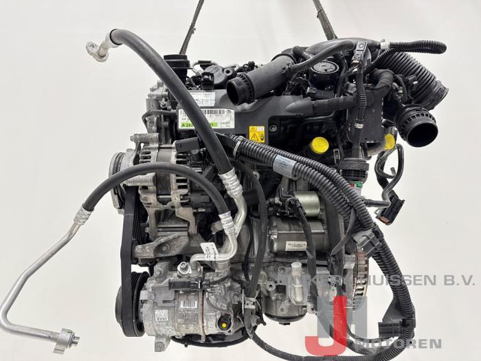 Engine Mercedes A (177.0), 2018 / 2026 1.3 A-200 Turbo 16V, Hatchback, Petrol, 1.332cc, 120kW (163pk), FWD, M282914, 2018-03 / 2026-12, 177.087 (Used)