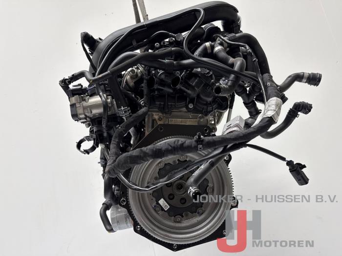 Engine from a Volkswagen Tiguan (AD1) 1.4 TSI 16V 4Motion 2021