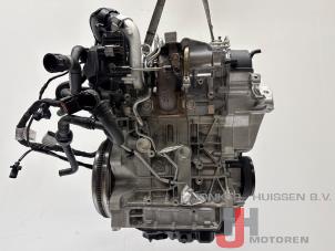 Engine from a Volkswagen Tiguan (AD1) 1.4 TSI 16V 4Motion 2021