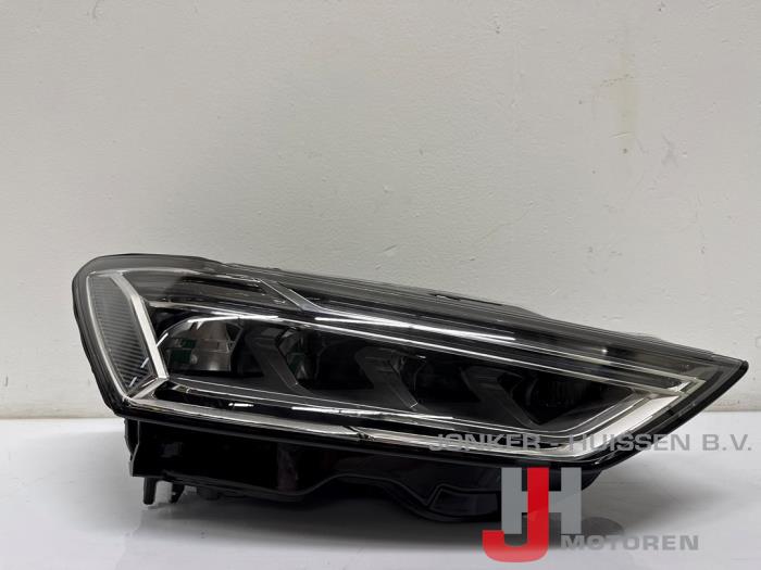 Nowe Reflektor prawy Audi A7 Sportback (4KA) Cena na żądanie oferowane przez Jonker - Huissen B.V.