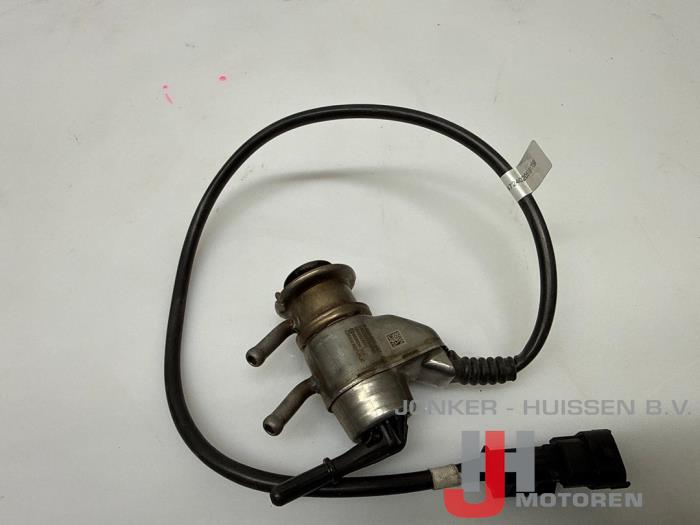 Nuevos Inyector Adblue Iveco New Daily VI 33S14, 35C14, 35S14 Precio € 139,15 IVA incluido ofrecido por Jonker - Huissen B.V.