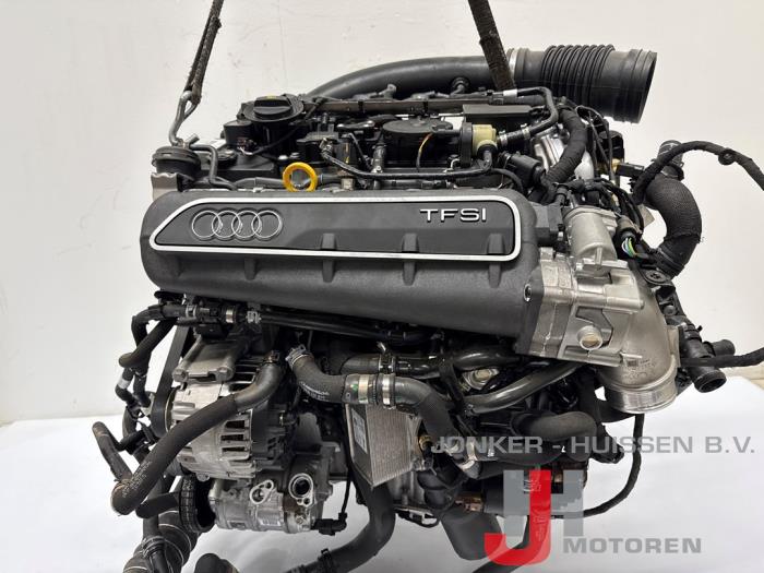 Neue Motor Audi RS 3 Sportback (8YA) 2.5 TFSI 20V Quattro Preis € 17.545,00 Mit Mehrwertsteuer angeboten von Jonker - Huissen B.V.
