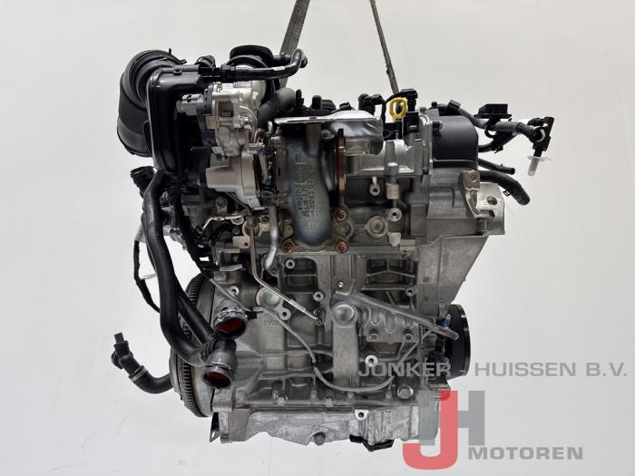 Engine from a Volkswagen Golf VII (AUA) 1.5 TSI Evo BlueMotion 16V 2020