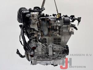 Engine from a Volkswagen Golf VII (AUA) 1.5 TSI Evo BlueMotion 16V 2020