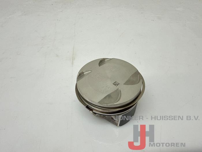 Nuevos Pistón Audi Diversos Precio de solicitud ofrecido por Jonker - Huissen B.V.