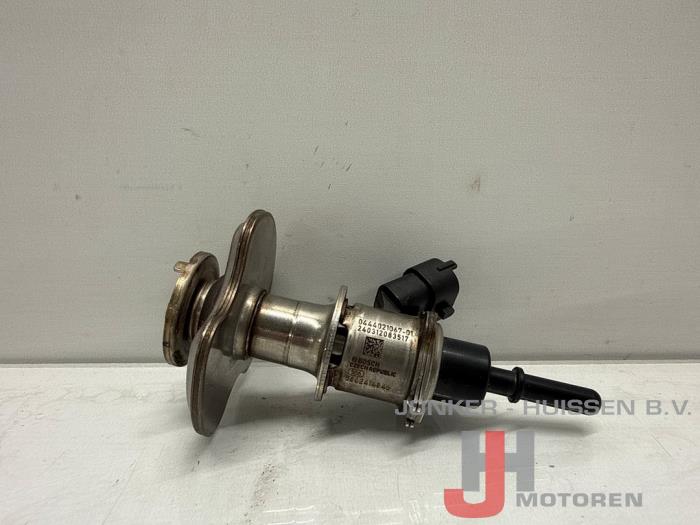 Nuevos Inyector Adblue Iveco New Daily VI 35C18,35S18,40C18,50C18,60C18,65C18,70C18 Precio € 163,35 IVA incluido ofrecido por Jonker - Huissen B.V.