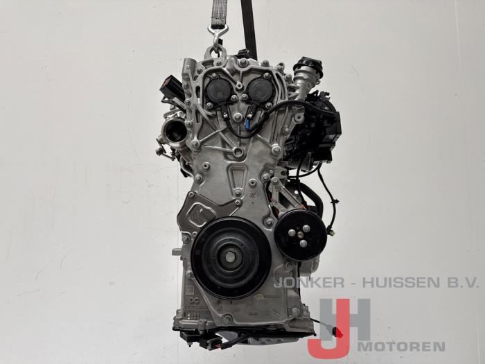 Engine Mercedes A (177.0), 2018 / 2026 1.3 A-180 Turbo 16V, Hatchback, Petrol, 1.332cc, 100kW (136pk), FWD, M282914, 2018-06 / 2026-12, 177.084 (New)