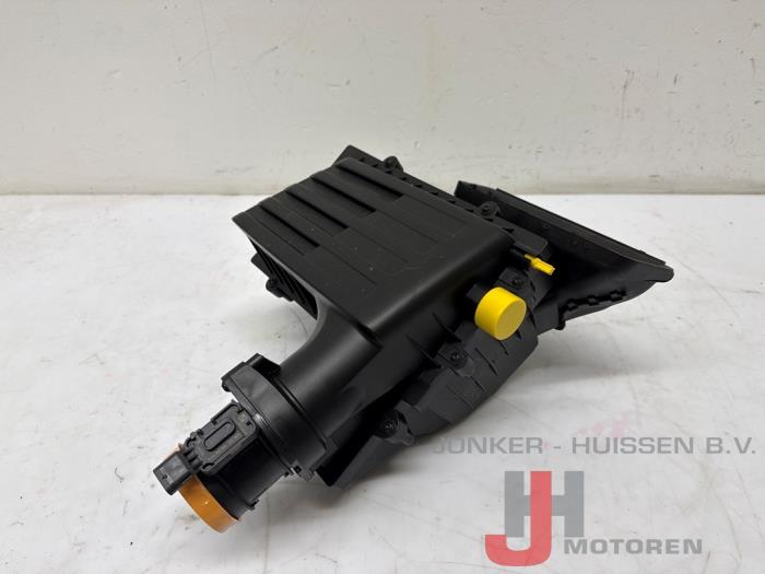 New Air box Volkswagen Golf VIII (CD1) 1.5 TSI 16V Price on request offered by Jonker - Huissen B.V.