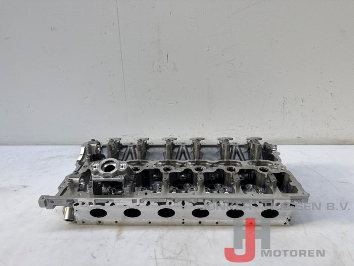 Neuf Culasse BMW 5 serie (G30) 540i 3.0 TwinPower Turbo 24V Prix € 1.210,00 Prix TTC proposé par Jonker - Huissen B.V.