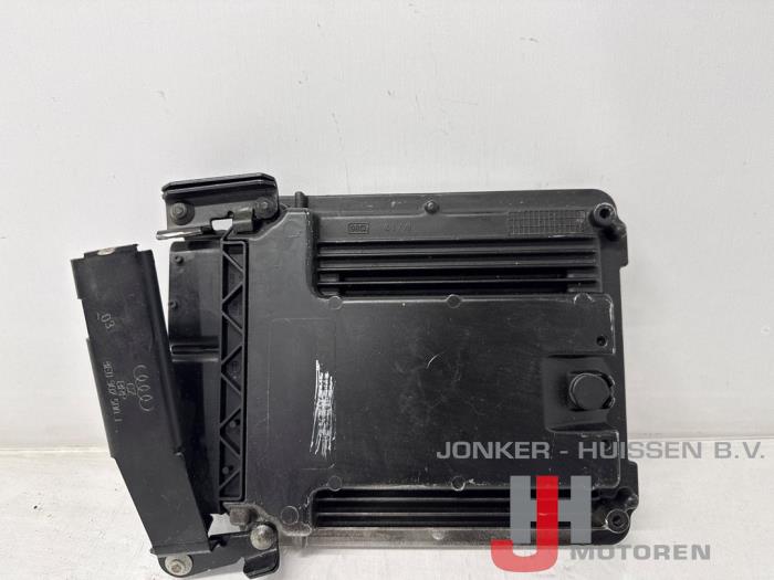 Used Engine management computer Audi R8 Spyder (427/429) 5.2 V10 40V FSI Quattro Price on request offered by Jonker - Huissen B.V.