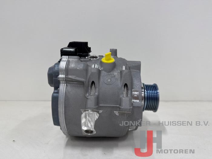 Dynamo van een Audi A6 Avant (C8) 3.0 V6 24V 55 TFSI Mild Hybrid Quattro 2023
