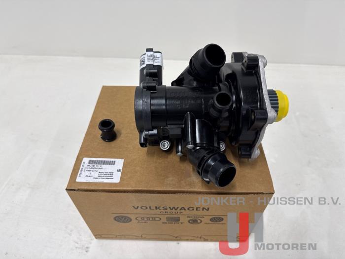 Nya Vattenpump Volkswagen Golf VII (AUA) 2.0 GTI 16V Pris € 298,87 Inklusive moms erbjuds av Jonker - Huissen B.V.