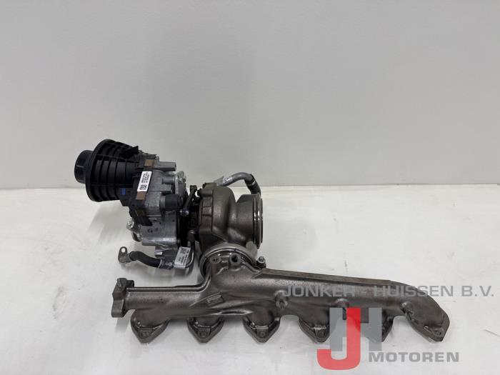 Nowe Turbo BMW 5 serie (G30) 530d 3.0 TwinPower Turbo 24V Cena € 907,50 Z VAT oferowane przez Jonker - Huissen B.V.