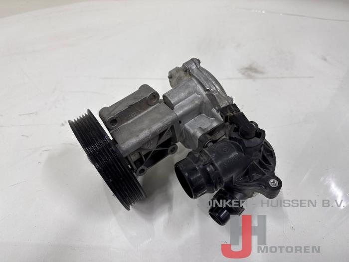 Gebrauchte Wasserpumpe BMW 3 serie (E46/4) 318i 16V Preis auf Anfrage angeboten von Jonker - Huissen B.V.