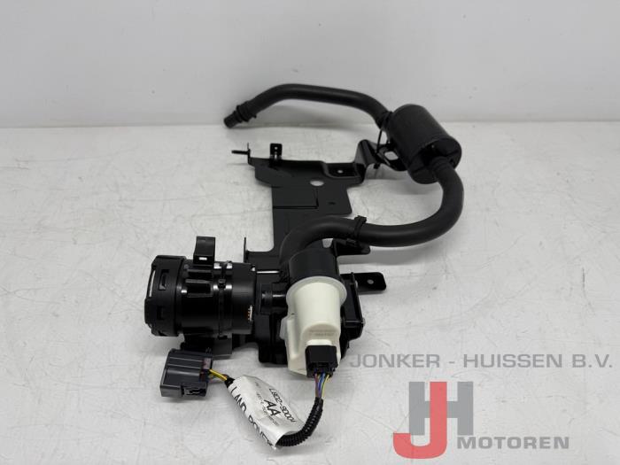 Nowe Modul paliwowy ADM Landrover Range Rover Evoque II (LZC/LZS/LZH) Cena na żądanie oferowane przez Jonker - Huissen B.V.