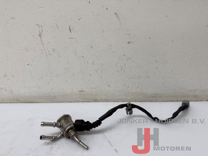 Adblue Sensor van een Renault Trafic (1FL/2FL/3FL/4FL) 2.0 dCi 16V 130