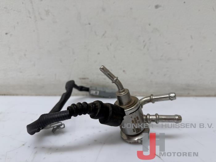Neue Adblue Sensor Renault Trafic (1FL/2FL/3FL/4FL) 2.0 dCi 16V 130 Preis auf Anfrage angeboten von Jonker - Huissen B.V.