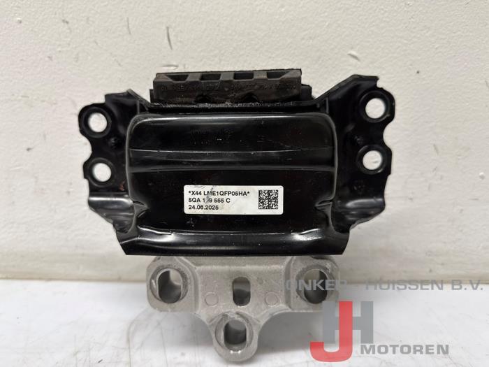 Usagé Support moteur Volkswagen Tiguan (CT1) 1.5 eHybrid 204 Prix € 60,50 Prix TTC proposé par Jonker - Huissen B.V.