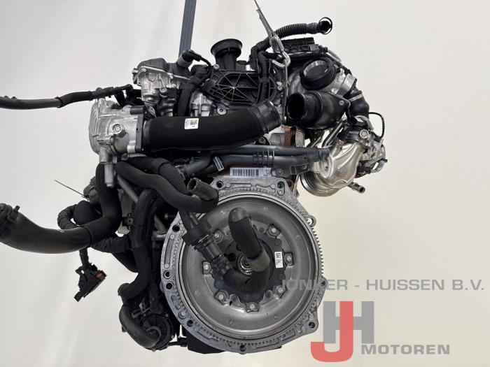 Motor van een Seat Leon Sportstourer (KLF) 2.0 TDI 16V 2024