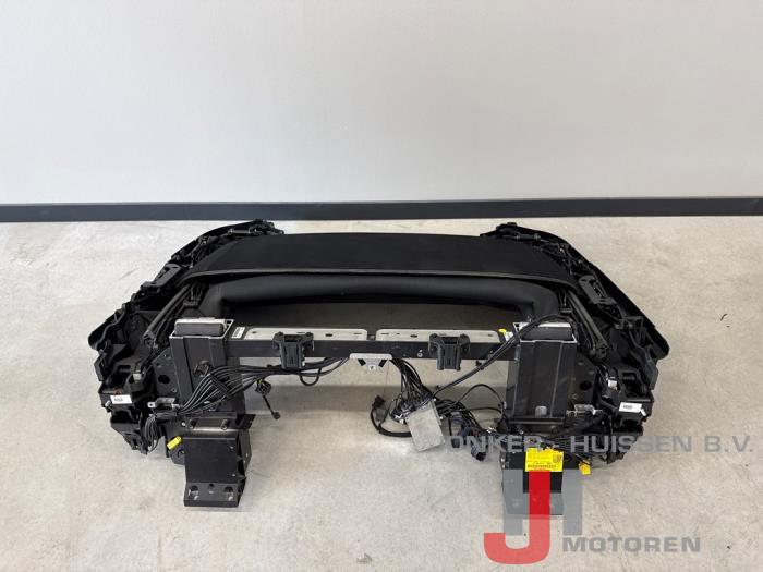 Używane Miekki dach cabrio Audi R8 Spyder (427/429) 5.2 V10 40V FSI Quattro Cena na żądanie oferowane przez Jonker - Huissen B.V.