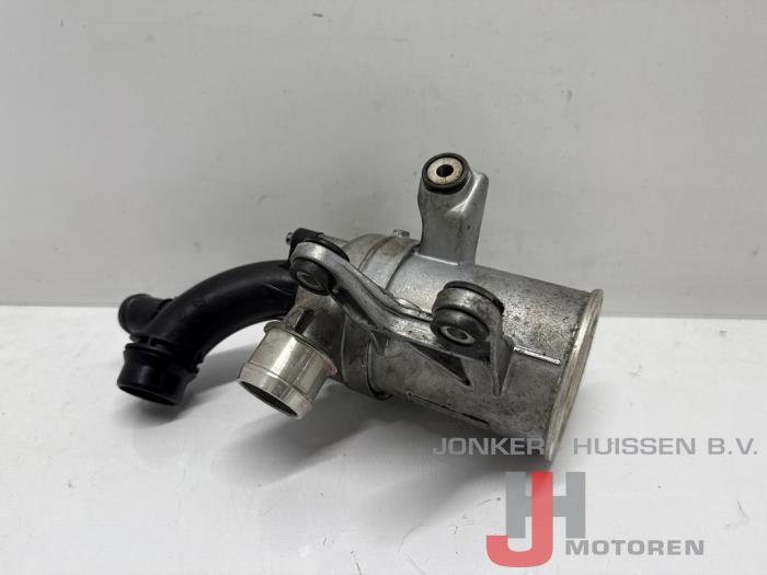 Begagnade Vattenpump Mercedes GLC (X253) 2.0 260 16V 4-Matic Pris € 302,50 Inklusive moms erbjuds av Jonker - Huissen B.V.