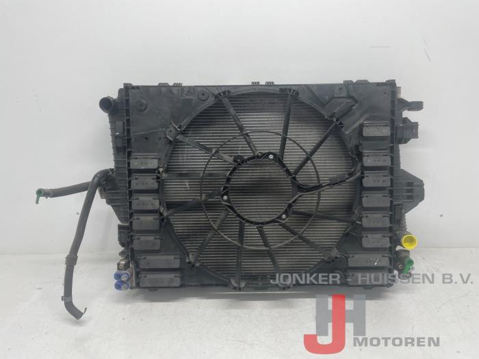 Gebrauchte Kühler Volkswagen Touareg (7PA/PH) 3.0 TDI V6 24V Preis auf Anfrage angeboten von Jonker - Huissen B.V.