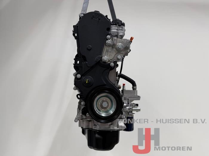 New Engine Peugeot Boxer (U9) 2.2 HDi 150 Euro 5 Price € 4.537,50 Inclusive VAT offered by Jonker - Huissen B.V.