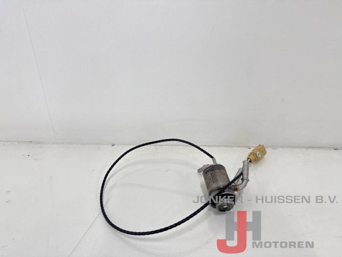 Nuevos Inyector Adblue Audi A5 Avant (FU5) 2.0 TDI 16V Quattro Precio € 301,29 IVA incluido ofrecido por Jonker - Huissen B.V.
