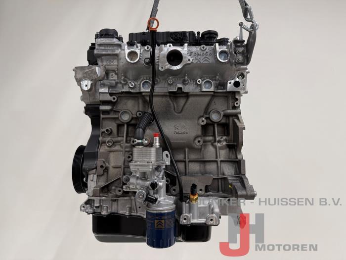 New Engine Peugeot Boxer (U9) 2.2 HDi 150 Euro 5 Price € 4.537,50 Inclusive VAT offered by Jonker - Huissen B.V.