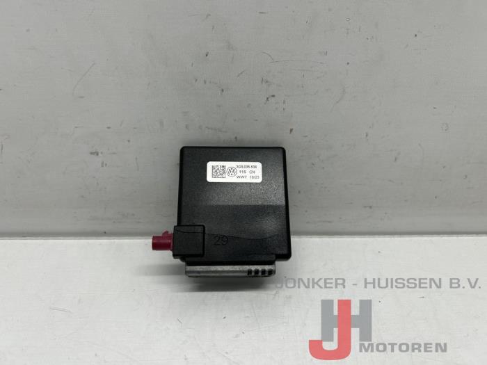 Używane Modul (rózne) Volkswagen ID.7 Tourer Pro, Limited Edition 77 kWh Cena € 48,40 Z VAT oferowane przez Jonker - Huissen B.V.