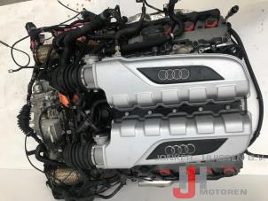 Motor van een Audi R8 Spyder (4S9/4SR) 5.2 V10 40V FSI 2014