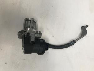 Used Engine breather housing (DC) Mercedes ML III (166) 3.0 ML-350 BlueTEC V6 24V 4-Matic Price on request offered by Jonker - Huissen B.V.