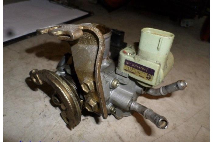 Gebrauchte Drosselklappengehäuse Daihatsu Cuore (L251/271/276) 850 Preis € 25,00 Margenregelung angeboten von Hans Auto Onderdelen