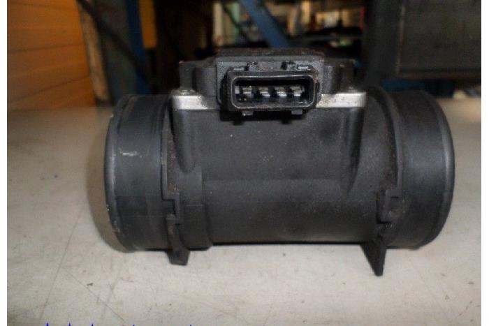 Usagé Débitmètre Opel Astra F (53/54/58/59) 1.8i 16V Prix € 15,00 Règlement à la marge proposé par Hans Auto Onderdelen