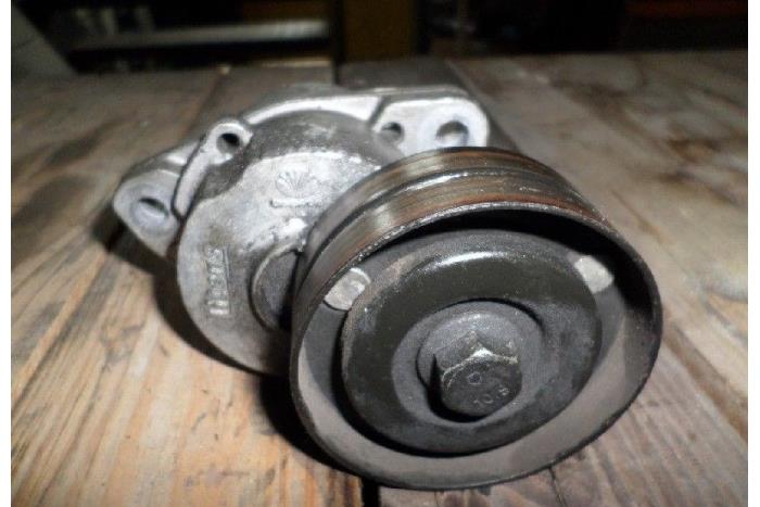 Usados Rodillo tensor correa múltiple Chevrolet Tacuma 1.8 Pure,SE,SX Precio € 15,00 Norma de margen ofrecido por Hans Auto Onderdelen