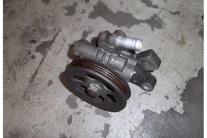 Usagé Pompe de direction Honda Civic (EJ/EK) 1.4iS 16V Prix € 27,00 Règlement à la marge proposé par Hans Auto Onderdelen