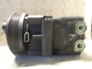 Used Air conditioning pump Ford Mondeo III Wagon 2.0 TDCi 115 16V Price € 25,00 Margin scheme offered by Hans Auto Onderdelen