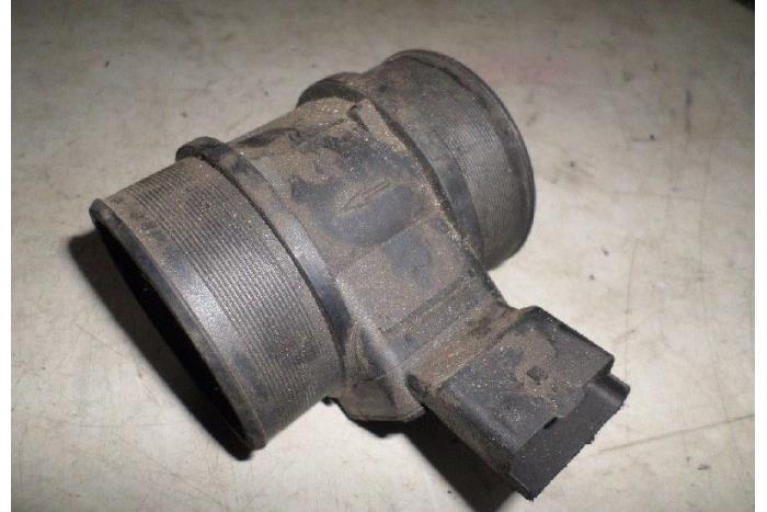 Gebrauchte Luftmengenmesser Peugeot 307 (3A/C/D) 2.0 HDi 90 Preis € 25,00 Margenregelung angeboten von Hans Auto Onderdelen